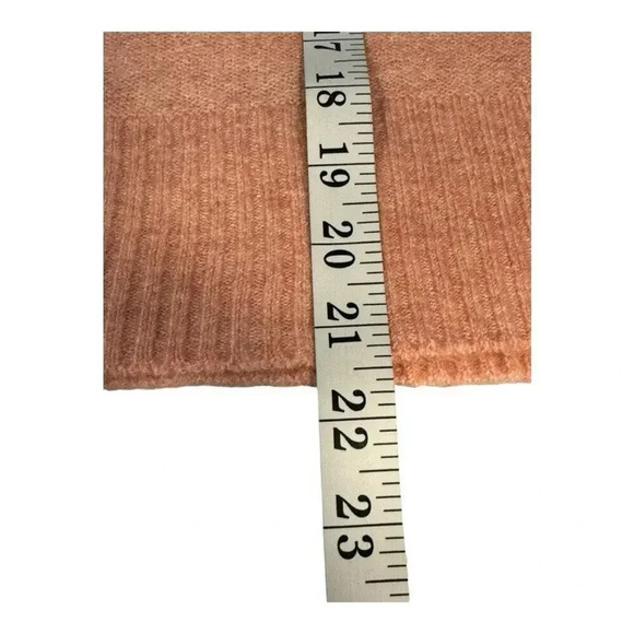 NEW American Eagle Women’s Small Pink Crewneck Oversized Comfy Sweater NWT - Picture 6 of 9